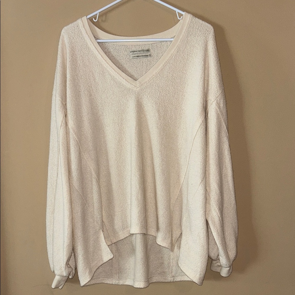 Urban Outfitters Lillu V-Neck Dropped Shoulder Beige Sweater Women’s Size M